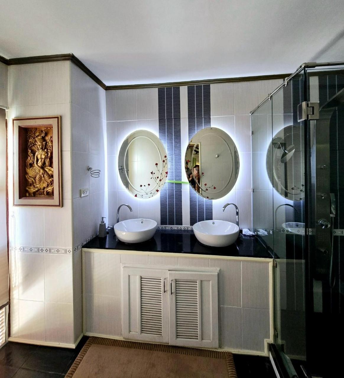Olivier Boutique Hotel Chiang Mai Buitenkant foto